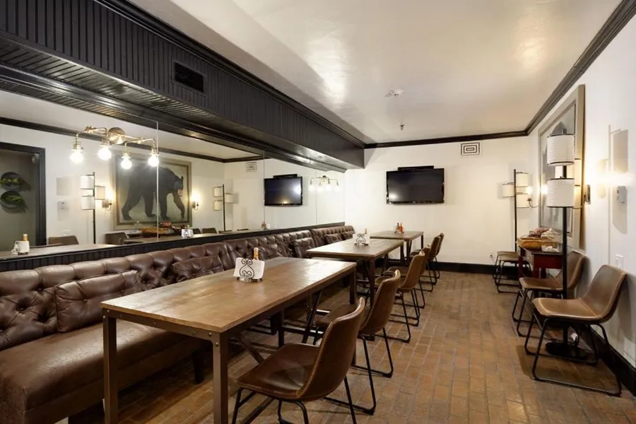 Independence Square Unit 313 Downtown Hotel Room in Aspen with Rooftop Hot Tub hotel detail image 6