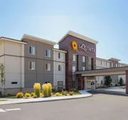 La Quinta Inn & Suites by Wyndham Wenatchee hotel detail image 4