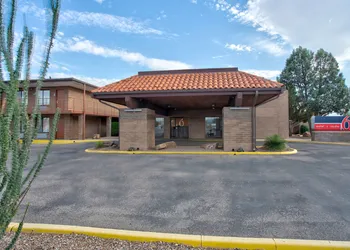 Suites Willcox AZ hotel thumbnail 2