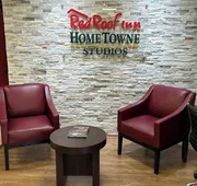 HomeTowne Studios by Red Roof Montgomery - Midtown hotel detail image 4
