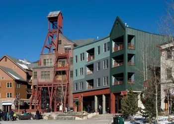 1 Bedroom Mountain Condo in River Run Village with Beautiful Mountain Views and Walking Distance to Ski hotel thumbnail 2