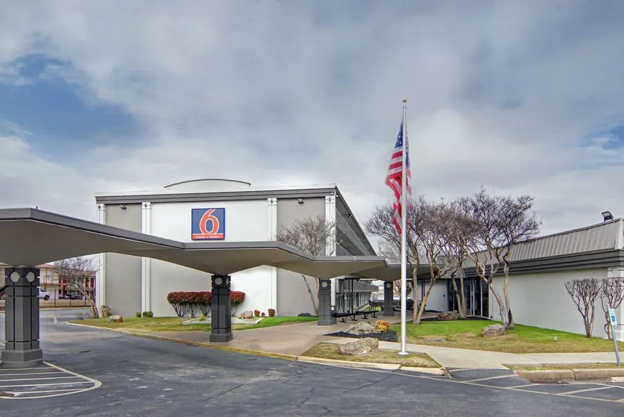 Motel 6 Mesquite, TX – Town East hotel detail image 2