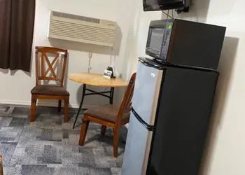 Americas Best Value Inn Salmon hotel thumbnail 7