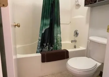 Americas Best Value Inn Salmon hotel thumbnail 8