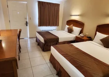 Express by Las Misiones hotel thumbnail 4