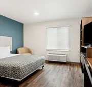 Woodspring Suites Denver Commerce City hotel detail image 5