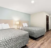 Woodspring Suites Savannah West Chatham Parkway hotel detail image 5
