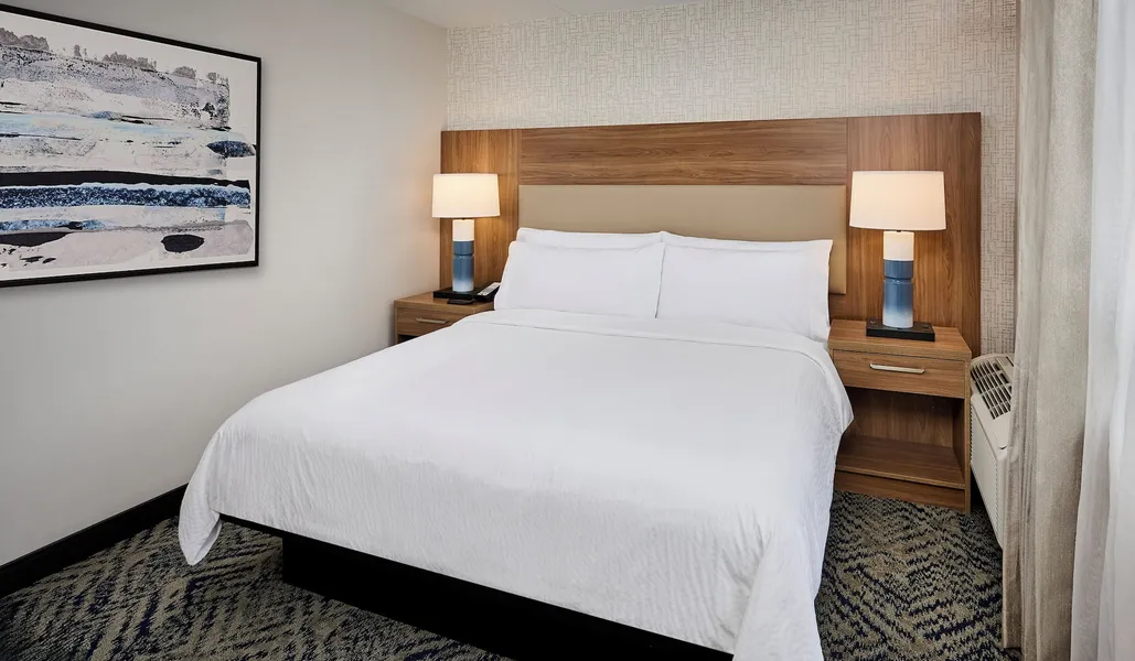 Candlewood Suites Burlington Conference Centre by IHG hotel detail image 6
