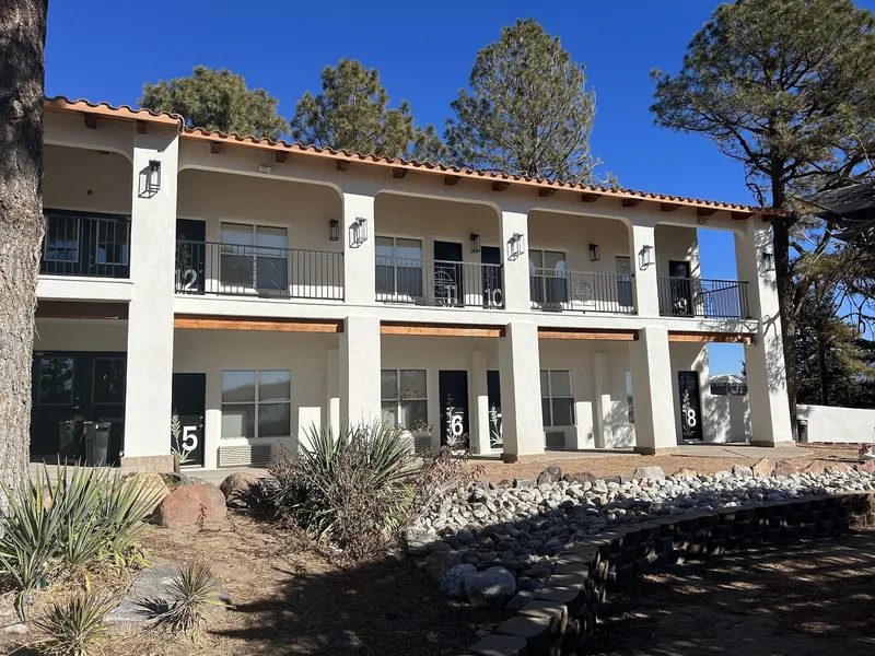 El Verde Inn hotel detail image 6