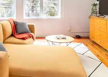 Sunny Condesa hotel thumbnail 2