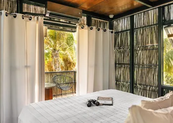 Acre Resort & Residences hotel thumbnail 3