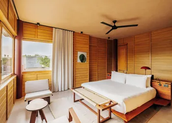 Acre Resort & Residences hotel thumbnail 6