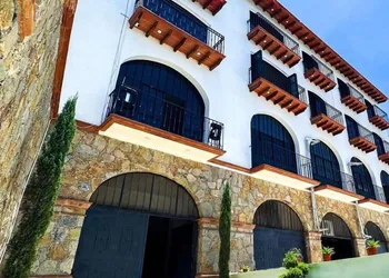 Hotel Santa Maria hotel thumbnail 2