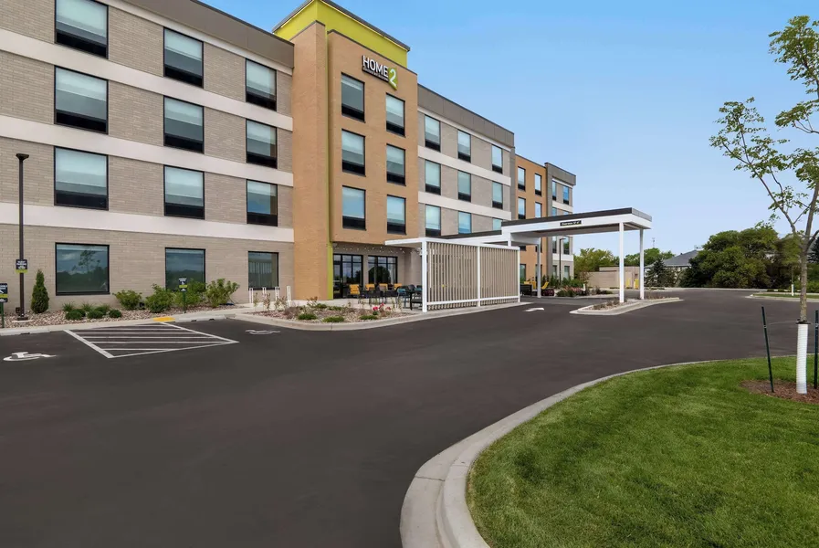 Home2 Suites By Hilton Sheboygan hotel detail image 2