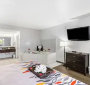 Budgetel Inn and Suite hotel detail image 5