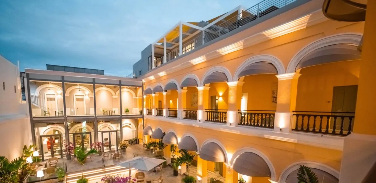Palacio Provincial San Juan, Curio Collection by Hilton hotel detail image 2