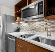 Everhome Suites Glendale Sports Entertainment District hotel detail image 3