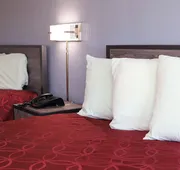 Express Inn hotel detail image 7