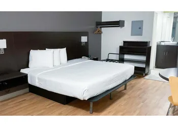Studio 6 Extended Stay - Columbus, GA -Downtown hotel thumbnail 8