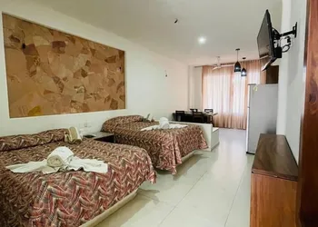 Amparo Resort hotel thumbnail 6