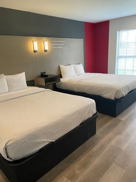 Ramada by Wyndham Studio Suites Dothan hotel detail image 2