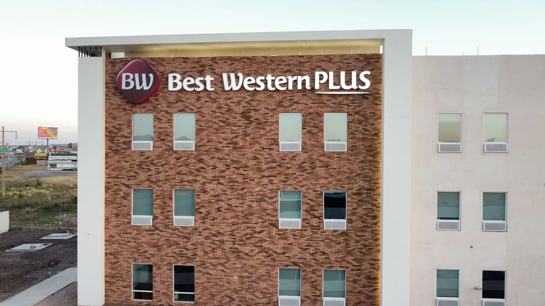 Best Western Plus Chihuahua Sacramento hotel detail image 2