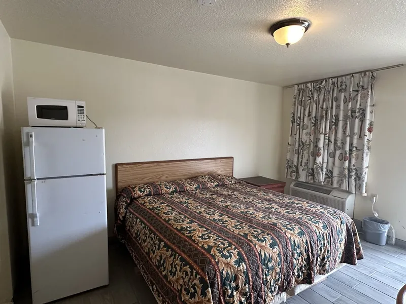 Travel Inn By OYO La Marque Texas City I-45 hotel detail image 6