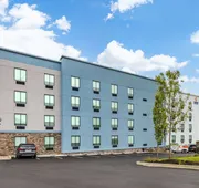 Comfort Inn & Suites Nashville hotel detail image 3