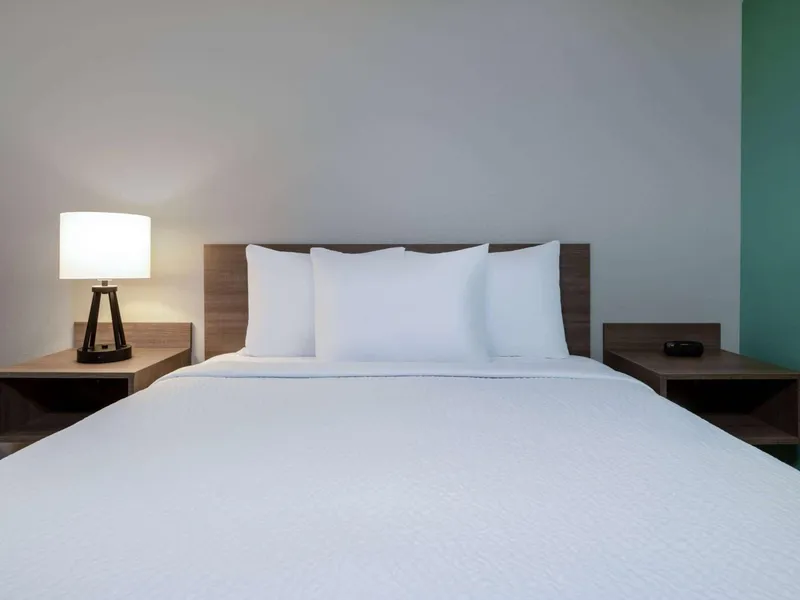 ECHO Suites Extended Stay by Wyndham Spartanburg hotel detail image 2