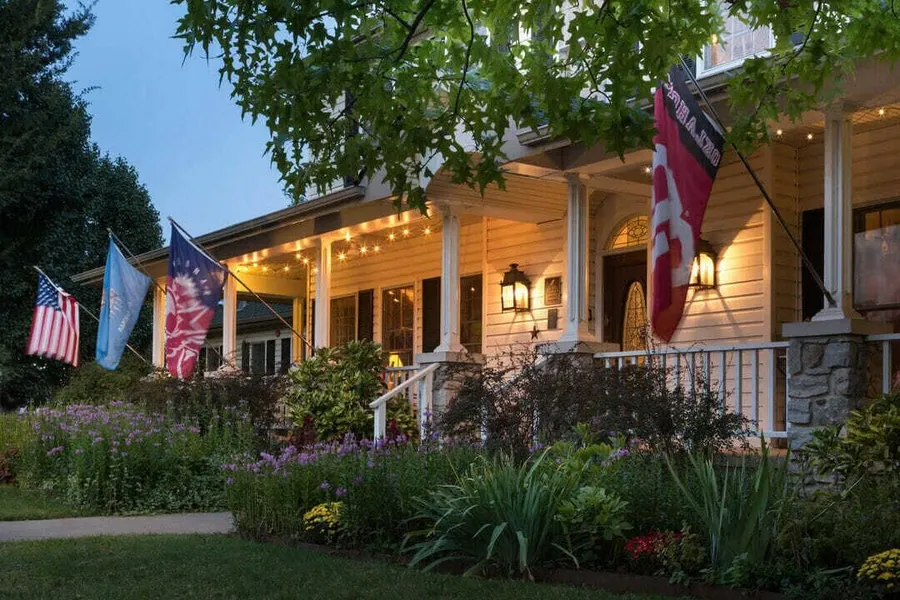 Montford Inn & Cottages hotel detail image 2