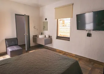 Luma Hotel hotel thumbnail 3