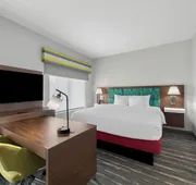 Hampton Inn & Suites Sherman hotel detail image 4