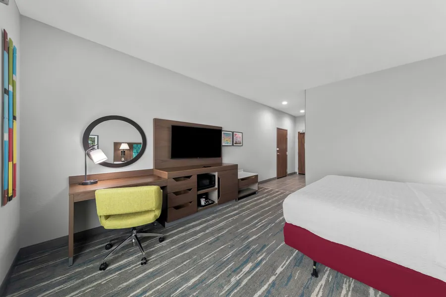 Hampton Inn & Suites Sherman hotel detail image 6