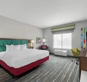 Hampton Inn & Suites Sherman hotel detail image 7