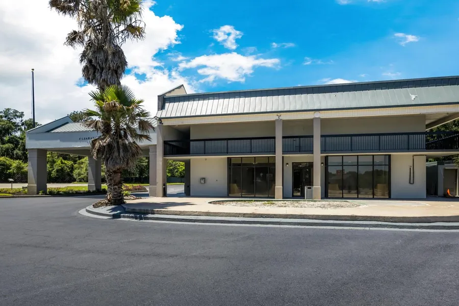 Suburban Studios Hinesville - Fort Stewart Area hotel detail image 6