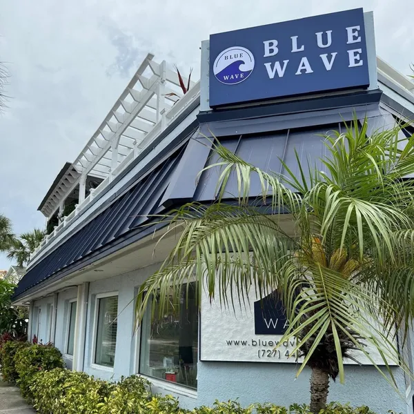 Blue Wave Suites hotel detail image 6