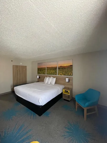 Days Inn by Wyndham Mandan Bismarck Area hotel detail image 6
