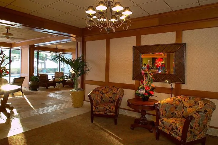 Lahaina Shores Beach Resort a Destination by Hyatt hotel detail image 2