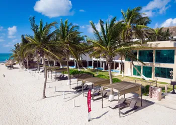 Le Reve by MIJ Beachfront Hotel hotel thumbnail 2