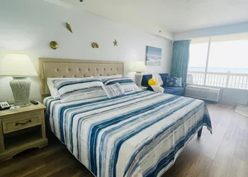 Daytona Beach Resort Oceanfront CondoStudio hotel thumbnail 2
