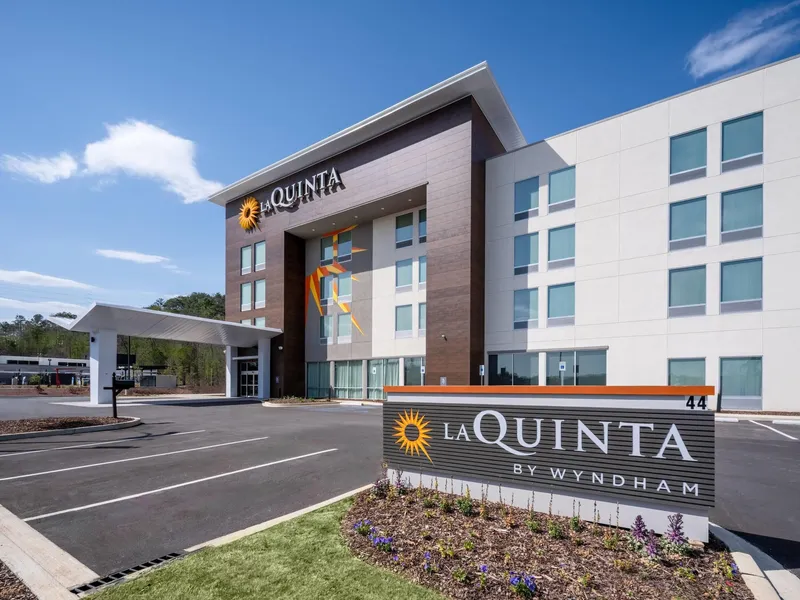 La Quinta by Wyndham Chelsea Birmingham hotel detail image 2