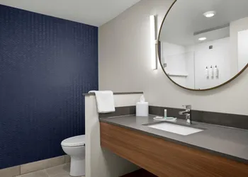 Fairfield by Marriott Inn & Suites Beckley hotel thumbnail 5