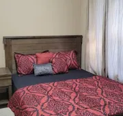 Cheerful 5-bedroom resort with heated pool hotel detail image 3
