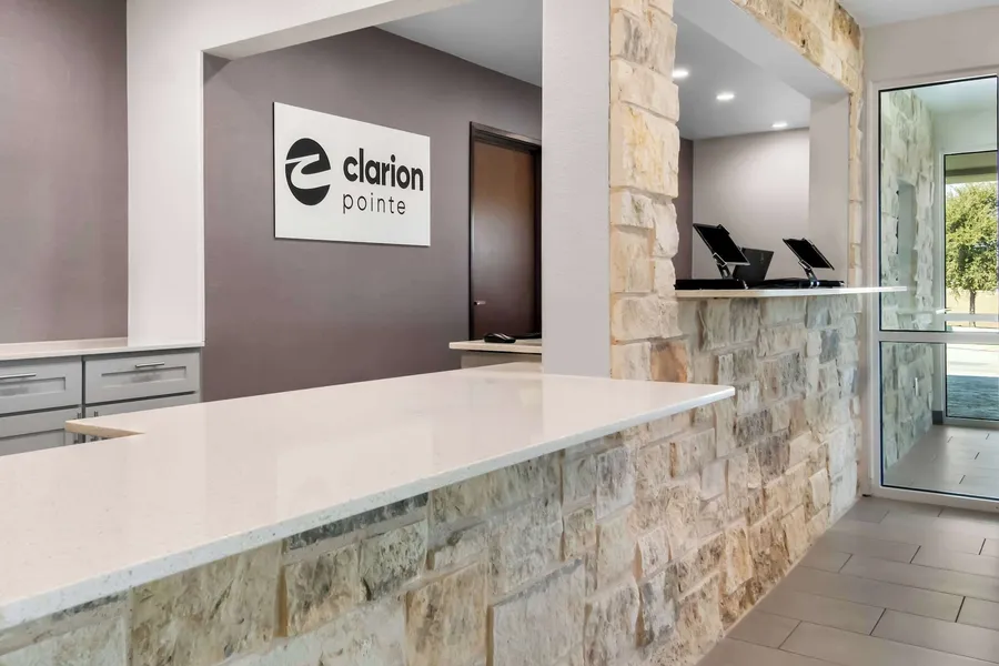 Clarion Pointe Fort Worth East - Arlington hotel detail image 6