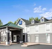 Baymont by Wyndham Budd Lake hotel detail image 4