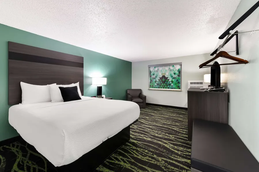 Baymont by Wyndham Liberty MO hotel detail image 6