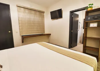 Aura Hotel Boutique hotel thumbnail 4