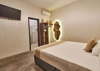 Aura Hotel Boutique hotel thumbnail 7