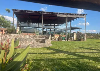 Casa Pavo Real en Viñedo El Pavo Real hotel thumbnail 6