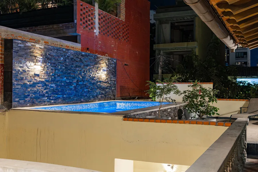 Victoria Suites hotel detail image 2